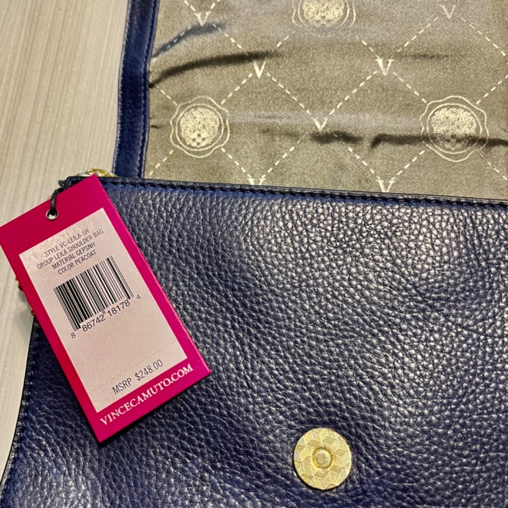 New Vince Camuto Shoulder Bag - Picture 3 of 5